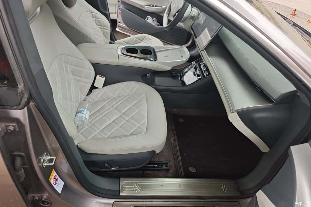 Changan Eado, 2024 8