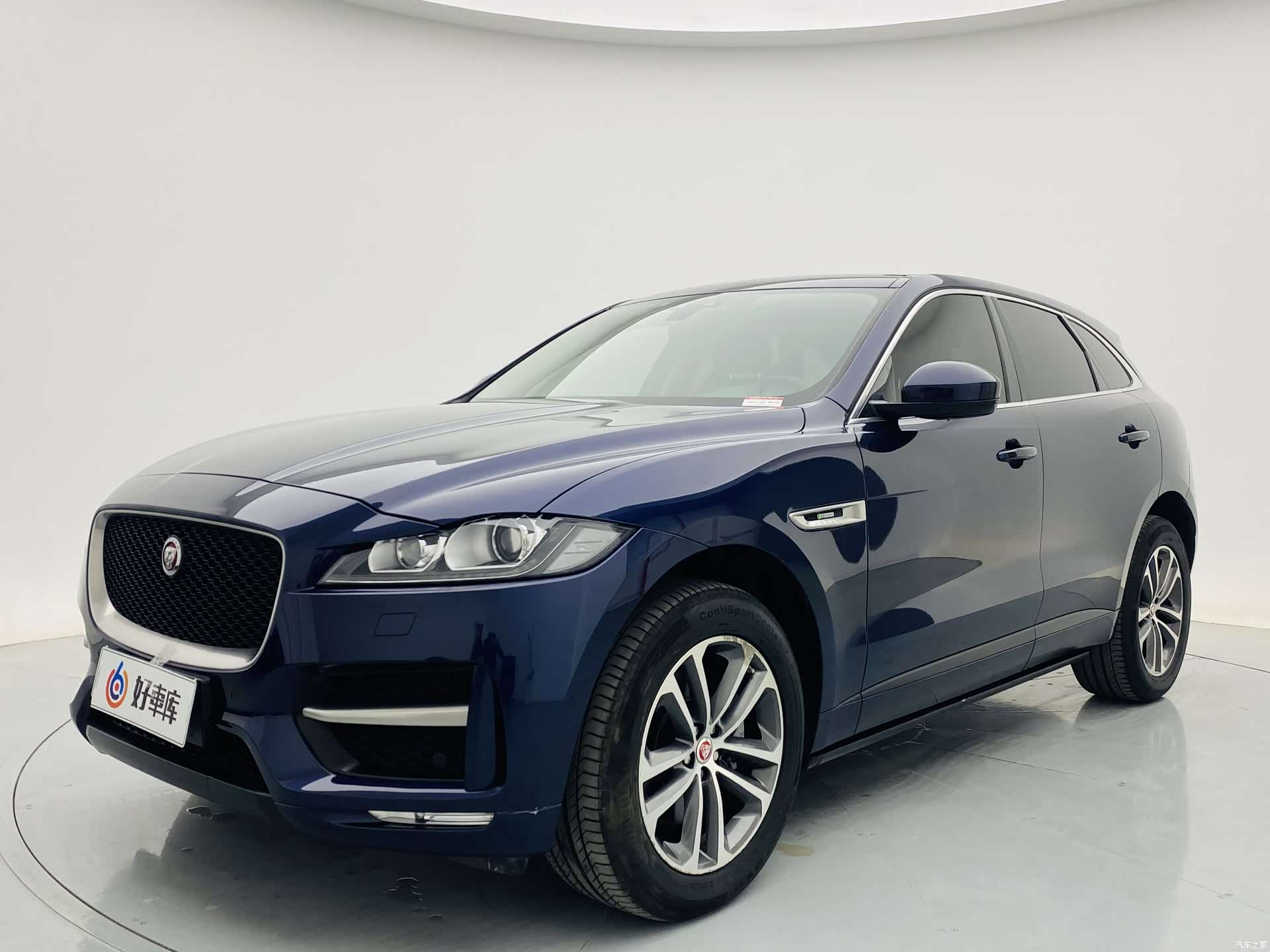 Jaguar F-PACE, 2018 2