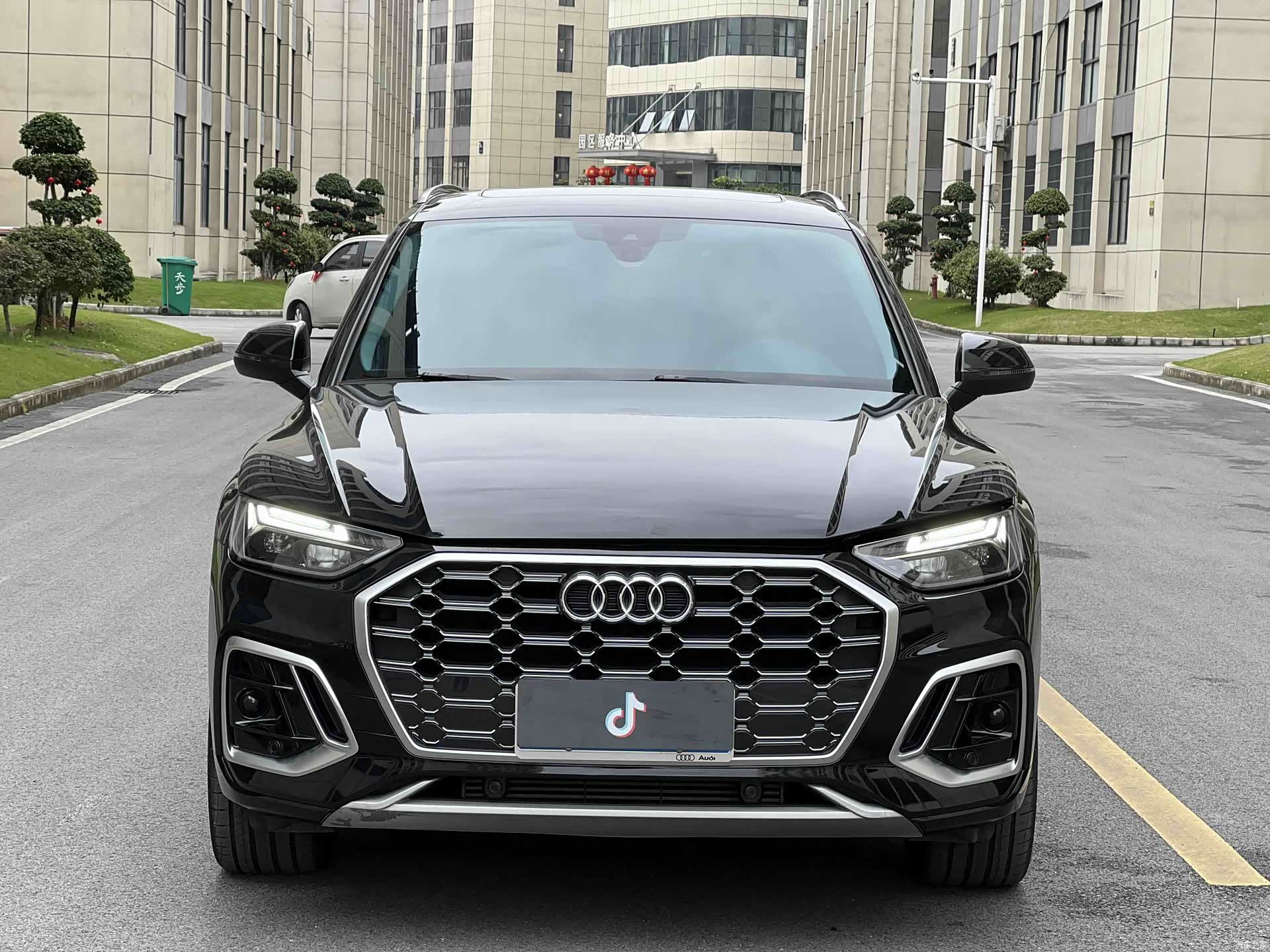 Audi Q5L, 2022 2