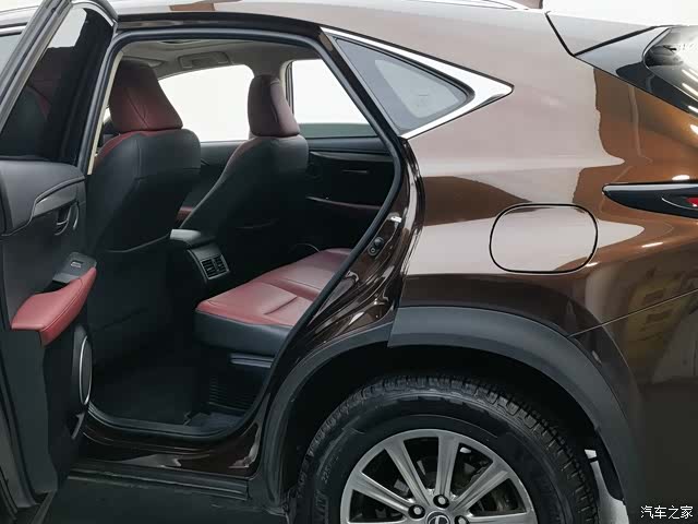 Lexus NX, 2019 6