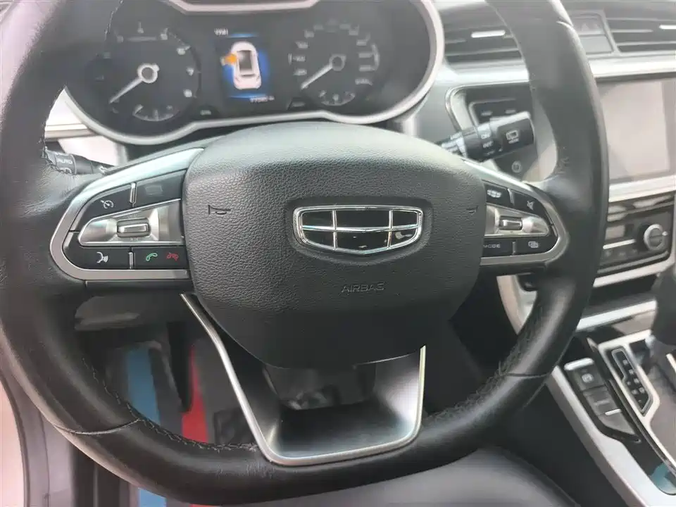 Geely Emgrand GS