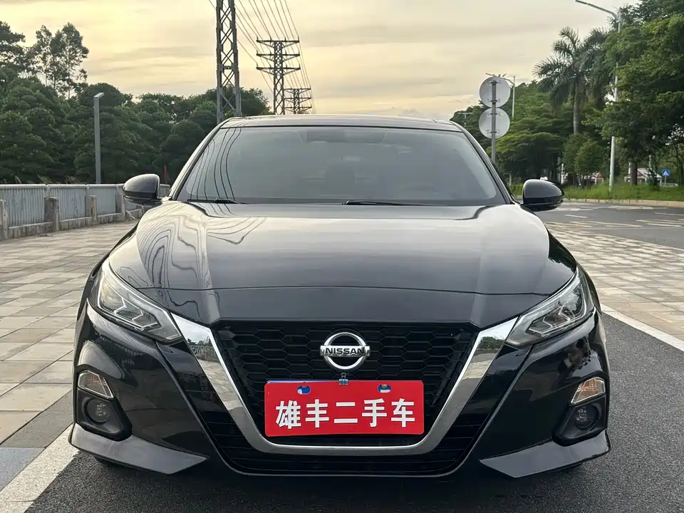 Nissan Teana