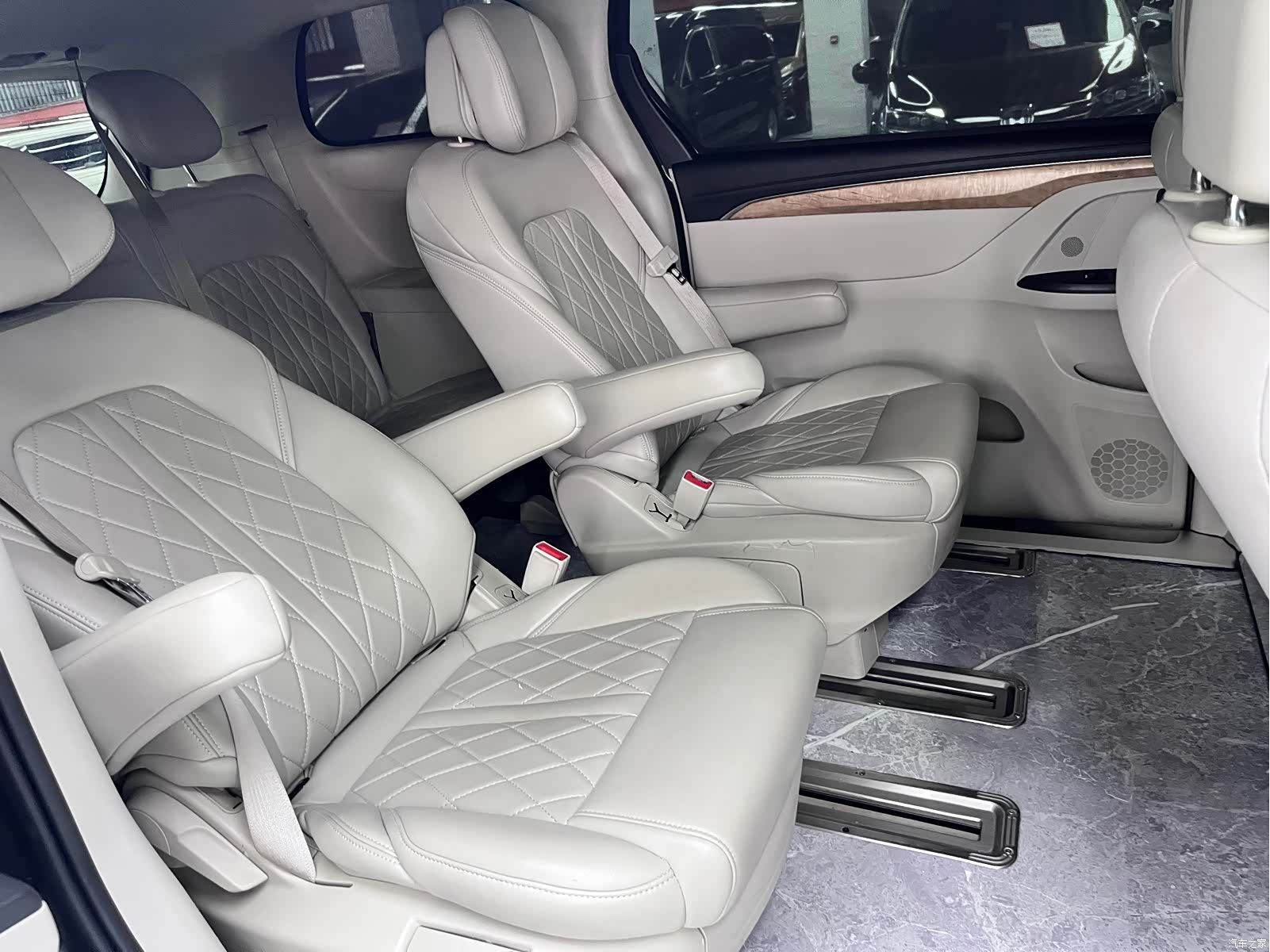 Buick GL8, 2019 10