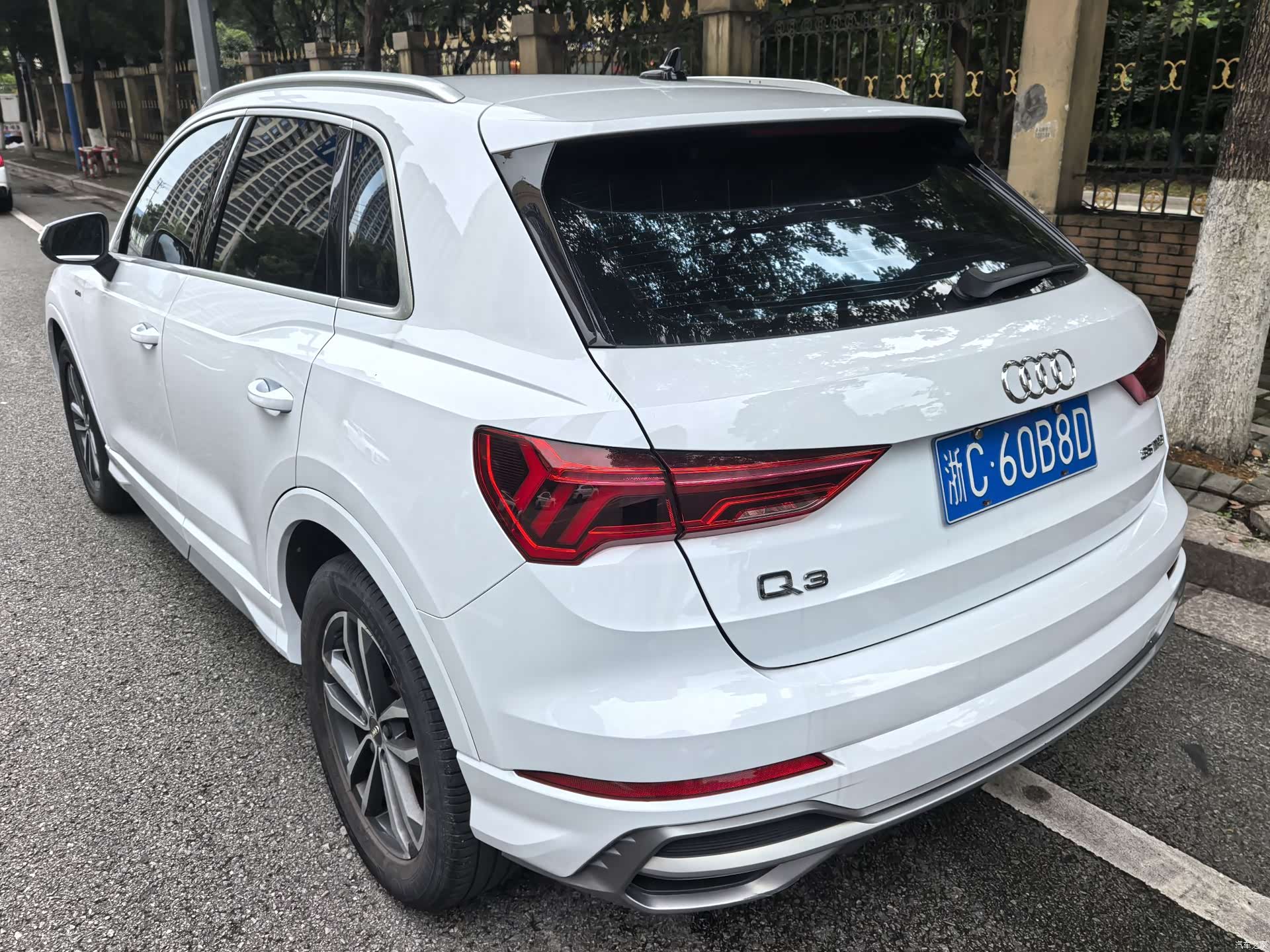 Audi Q3, 2021 9