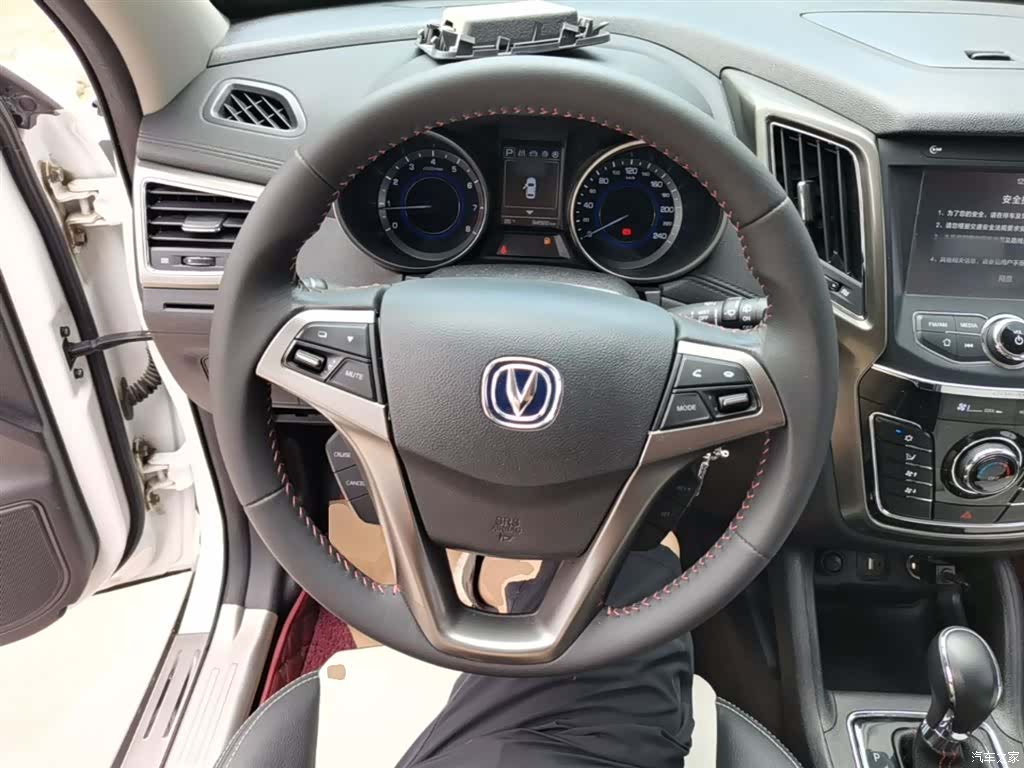 Changan CS35, 2017 11