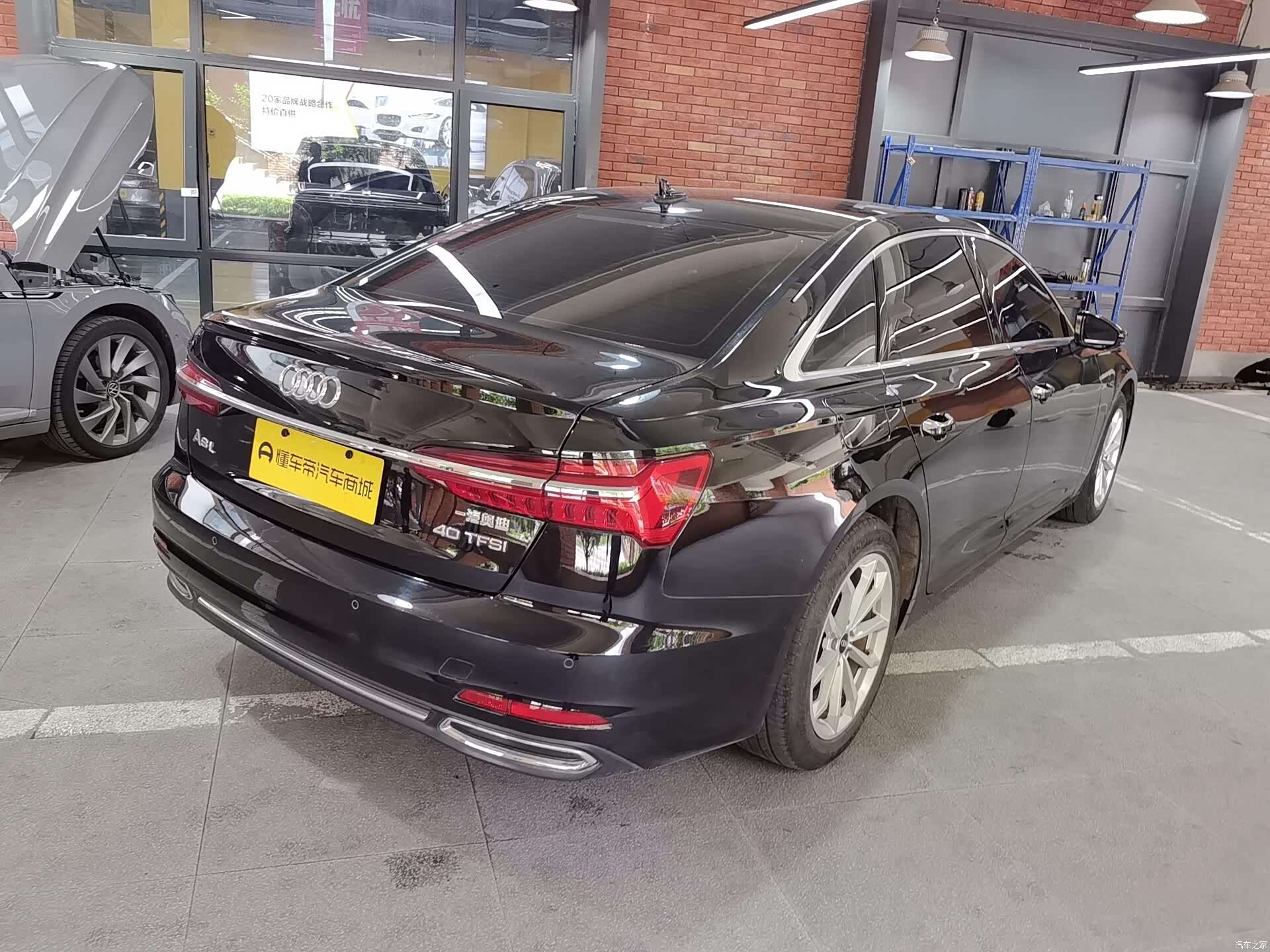 Audi A6L, 2022 4
