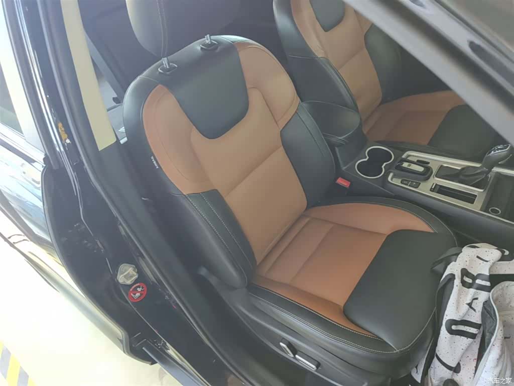 Geely X6, 2016 25