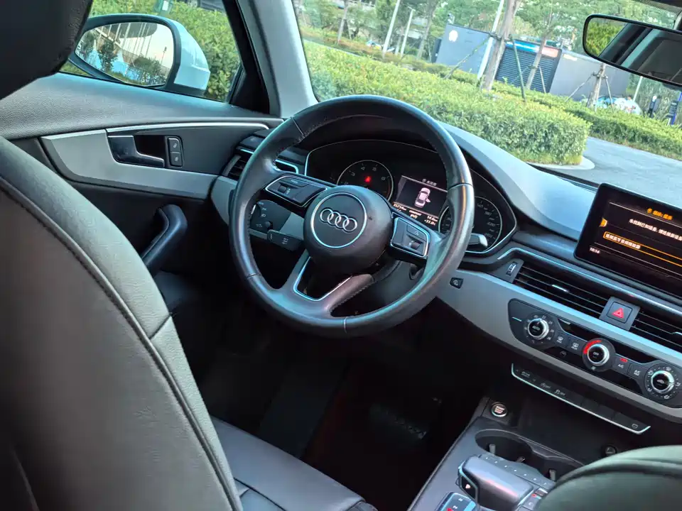 Audi A4L