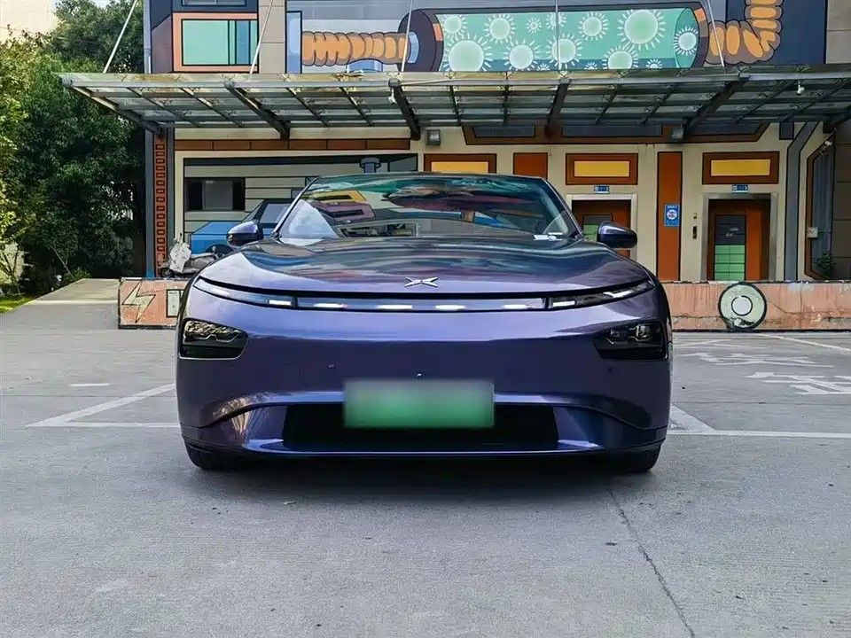 XPENG P7