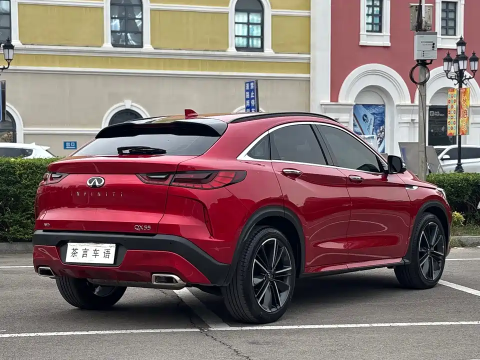 Infiniti QX55