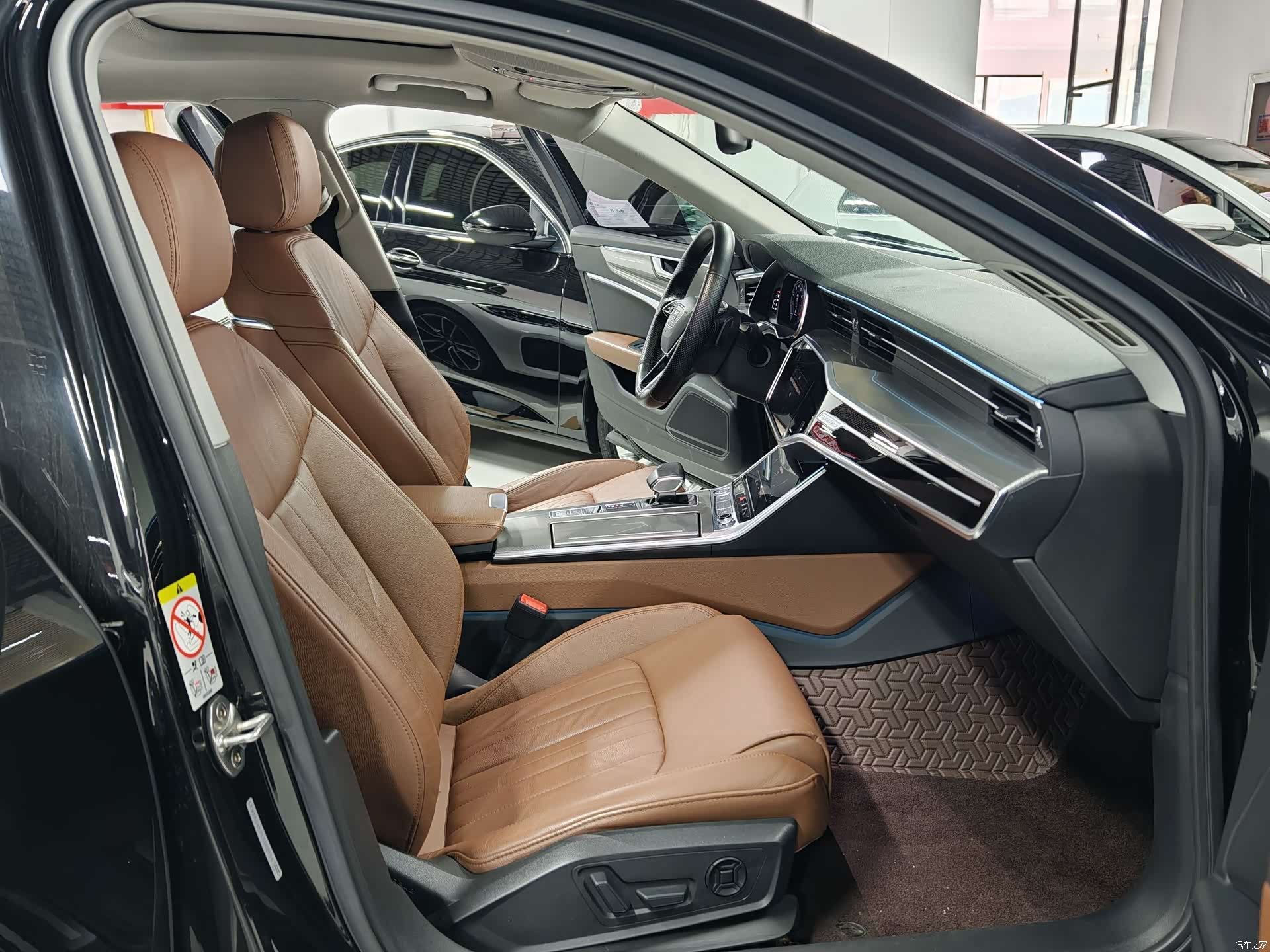 Audi A6L, 2020 8