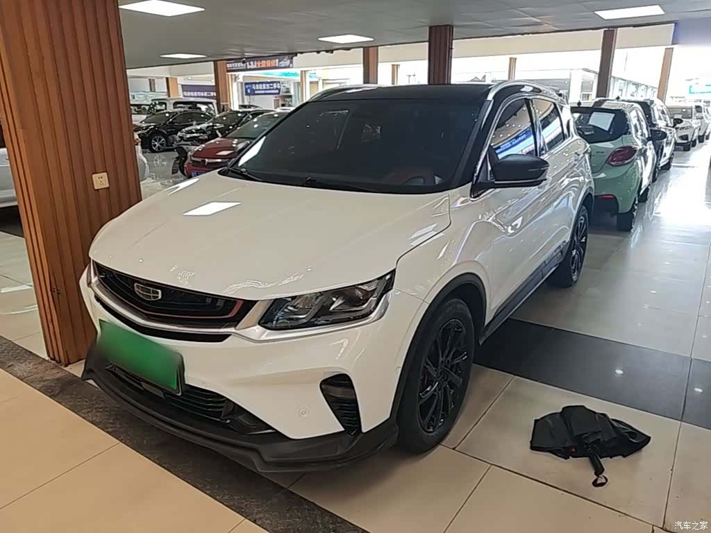 Geely Coolray, 2021 1