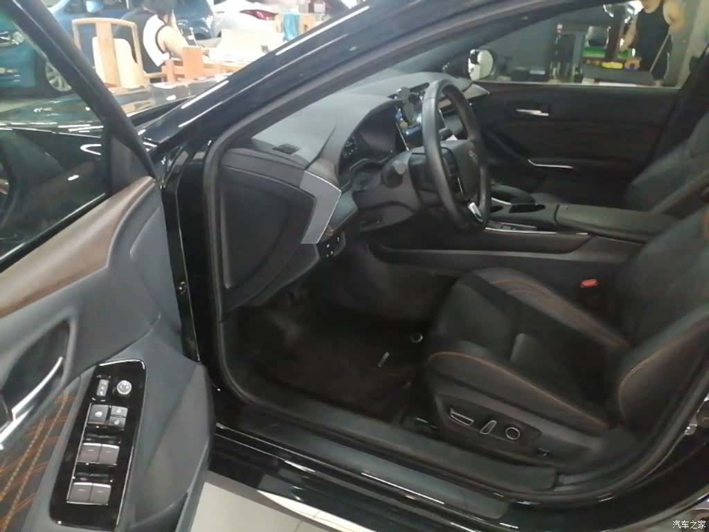 Toyota Avalon, 2025 16