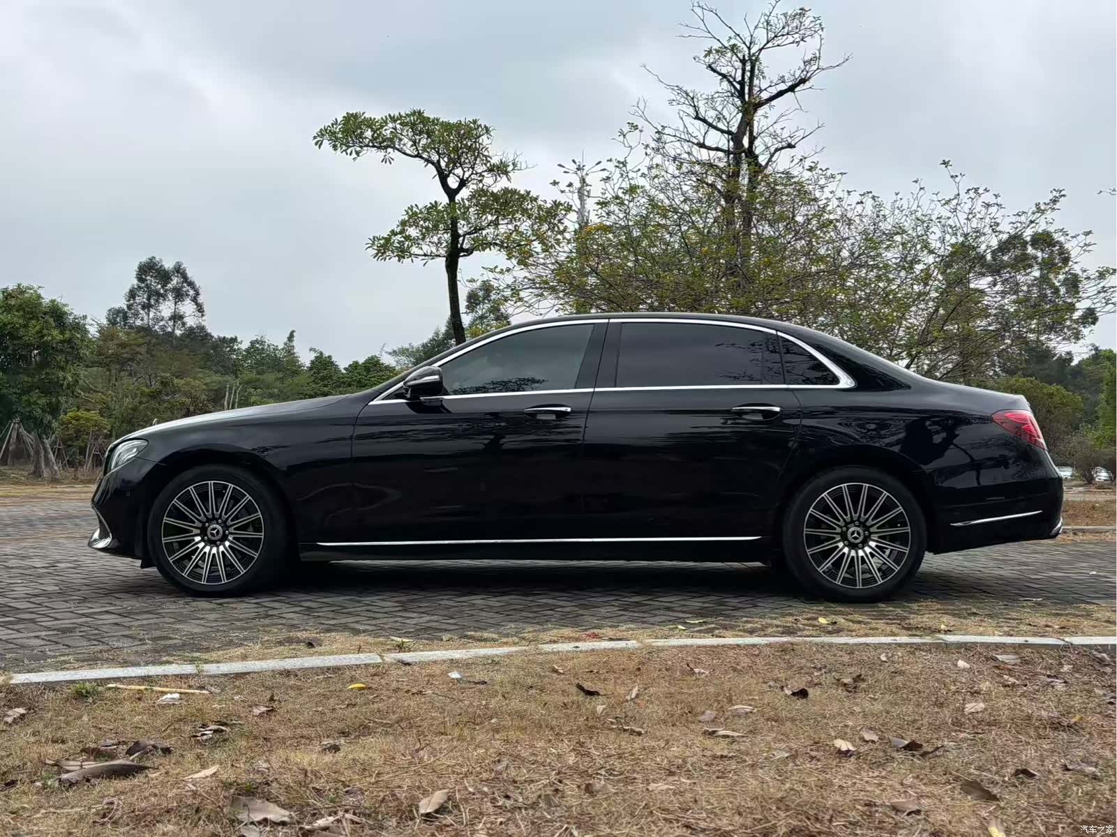Mercedes-Benz E-Class, 2018 12
