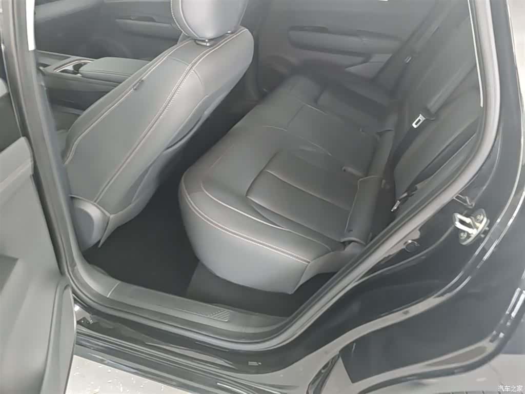 Wuling Starlight, 2025 17
