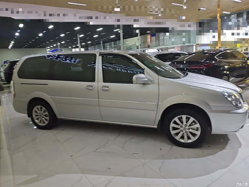 Buick GL8, 2017 7