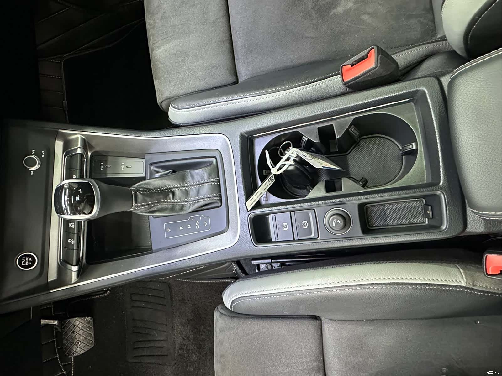 Audi Q3, 2023 16