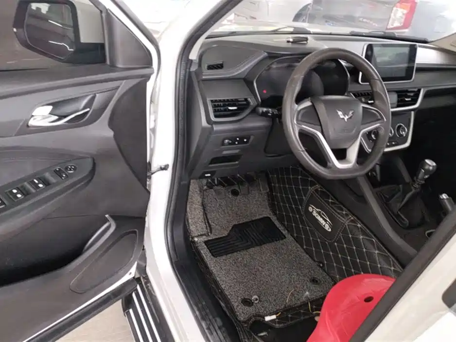 Wuling Wuling Hongguang S3