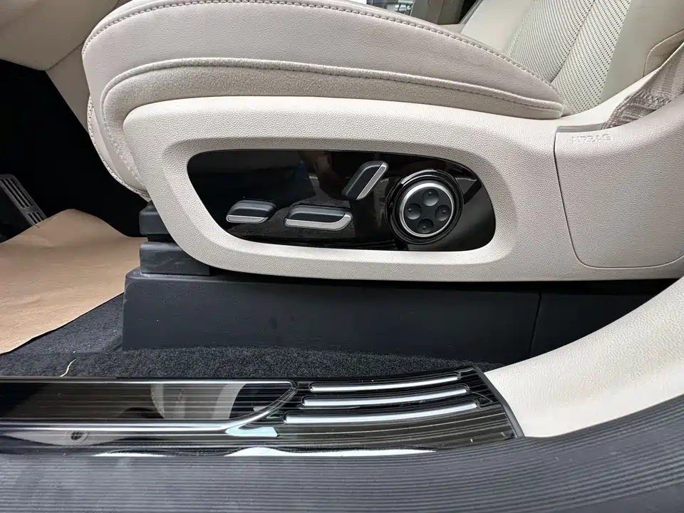 HarmonyOS Wisdom World R7