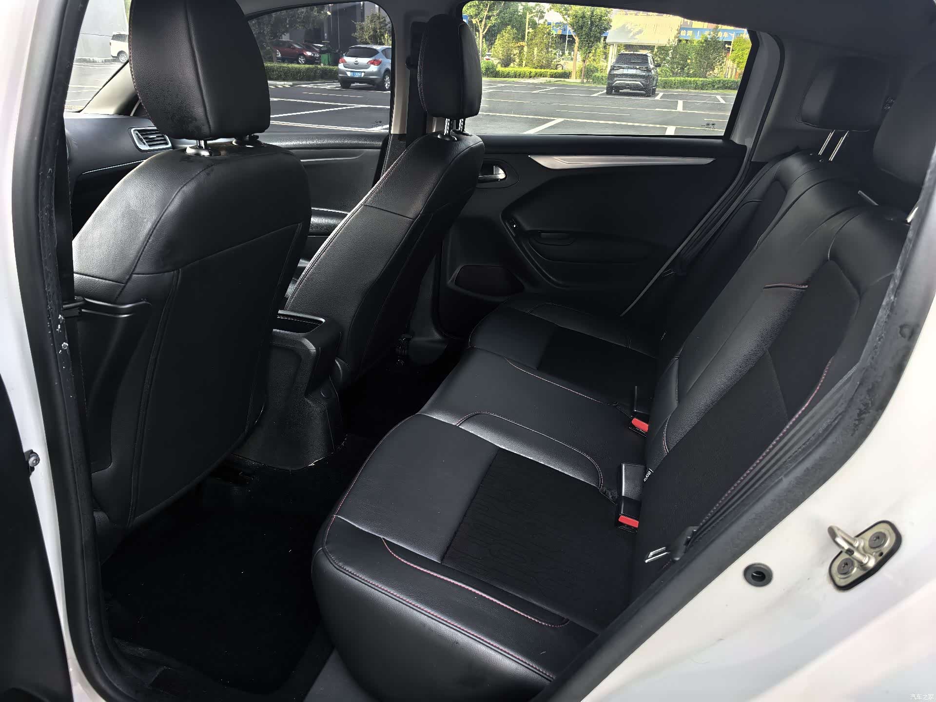 Citroen C3-XR, 2016 9