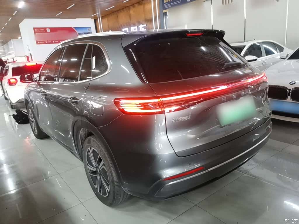 Geely 7, 2025 все фото