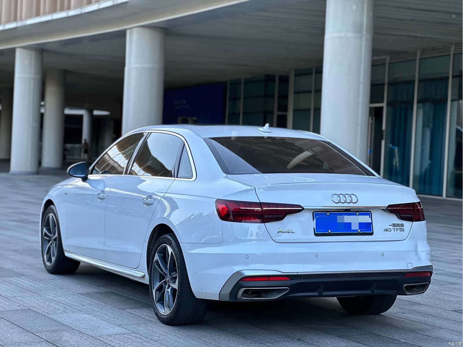 Audi A4L, 2020 4