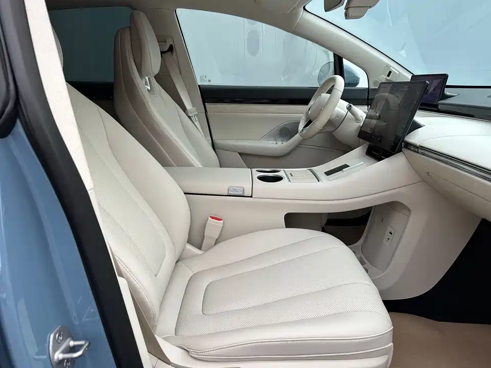 HarmonyOS Wisdom World R7