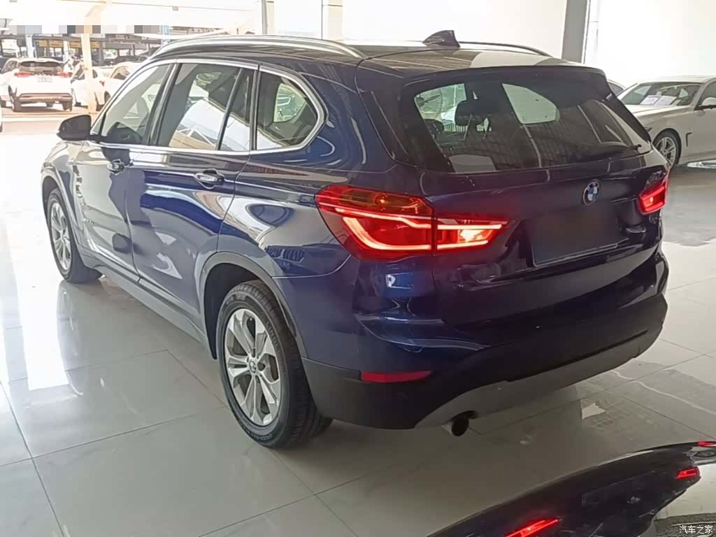 BMW X1, 2017 все фото