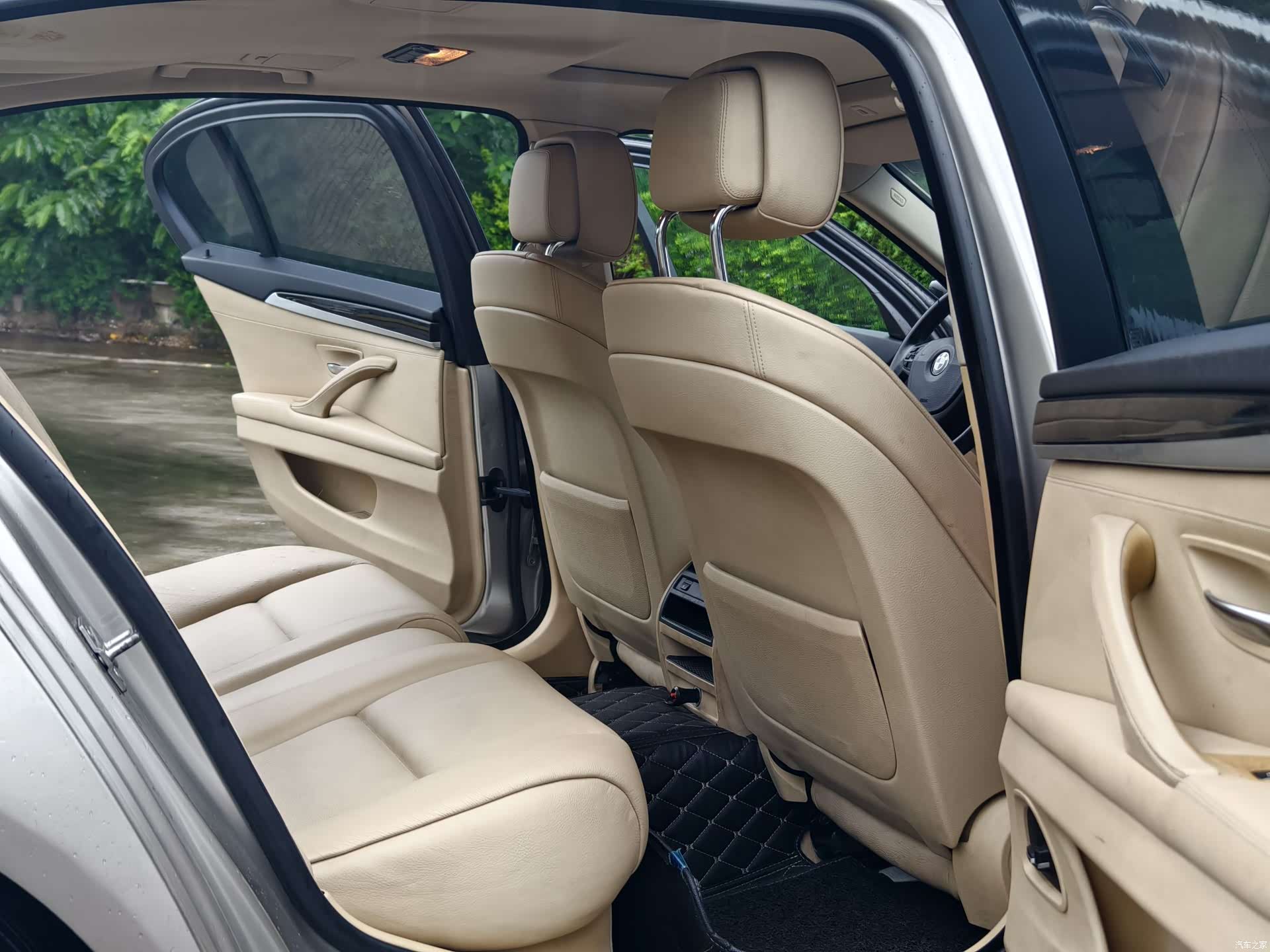 BMW 5 Series, 2013 10