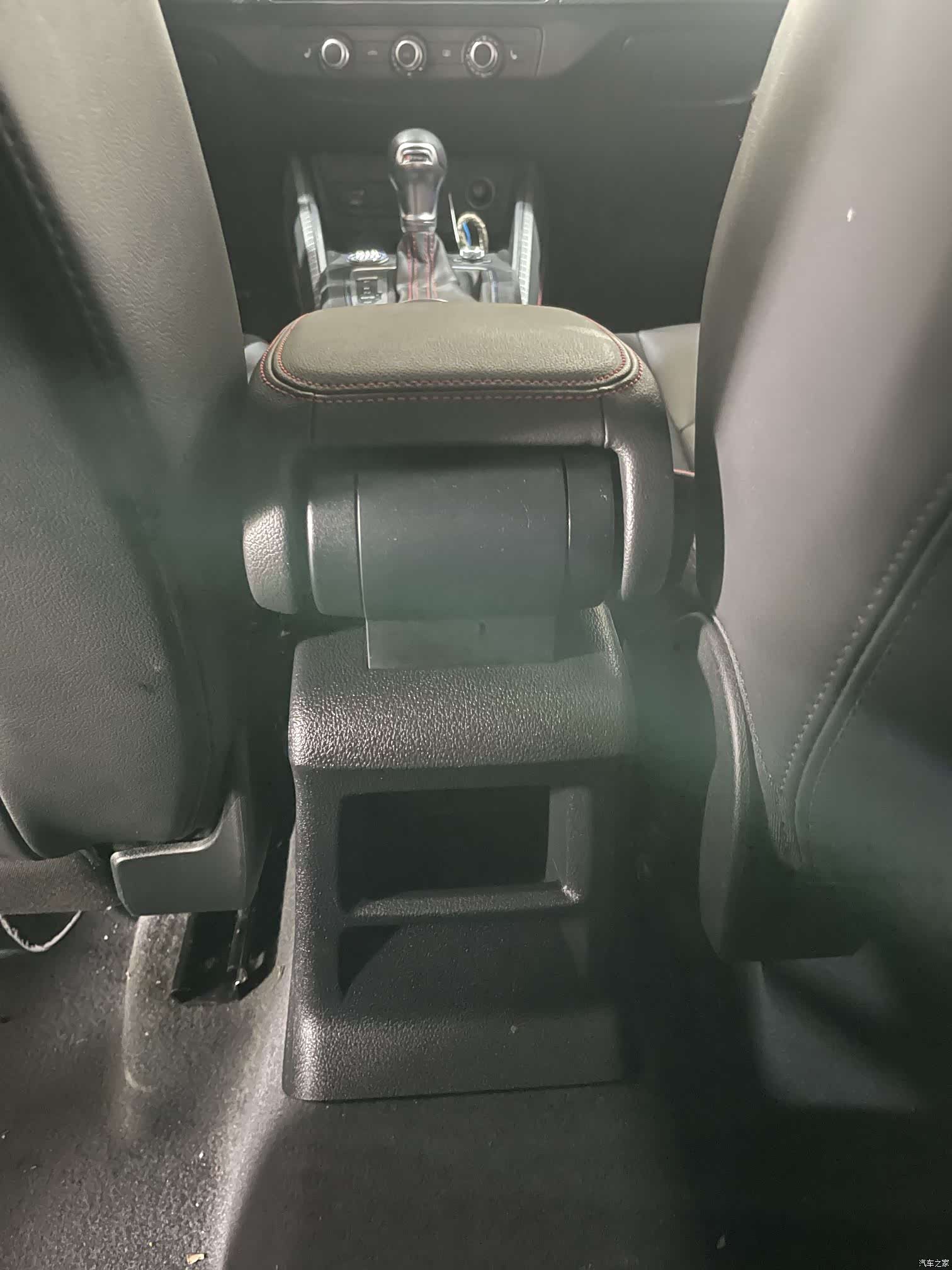Audi Q2L, 2021 26