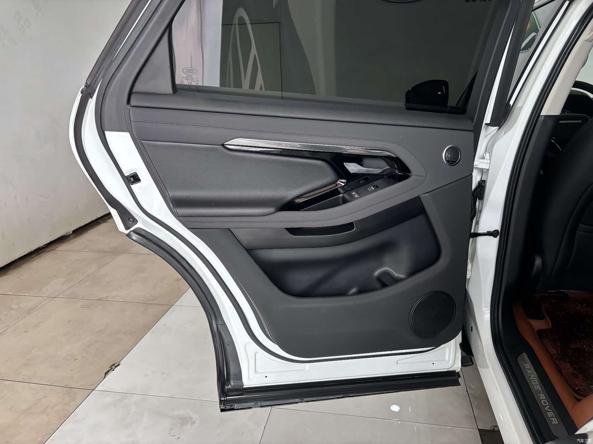 Land Rover Range Rover, 2023 20