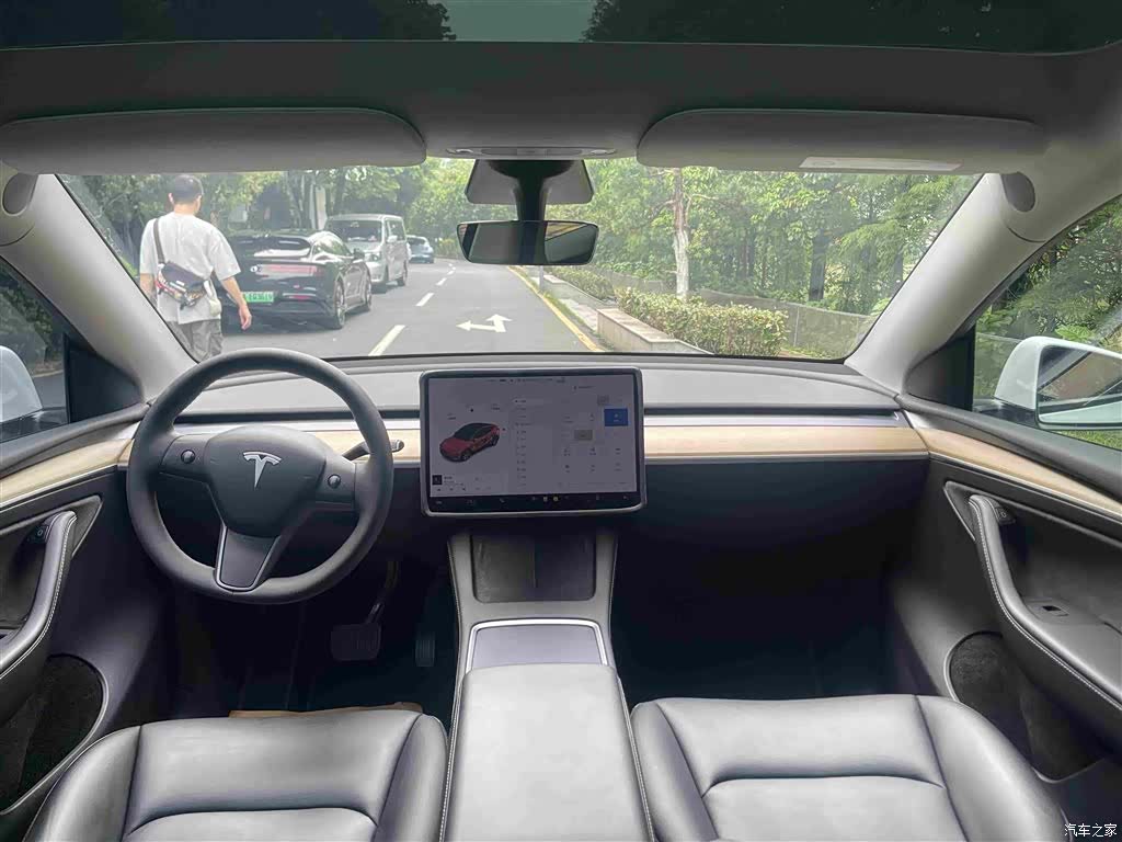 Tesla Model Y, 2021 16