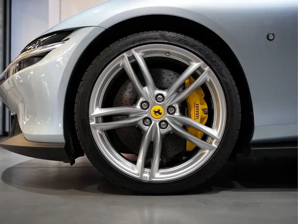 Ferrari Roma