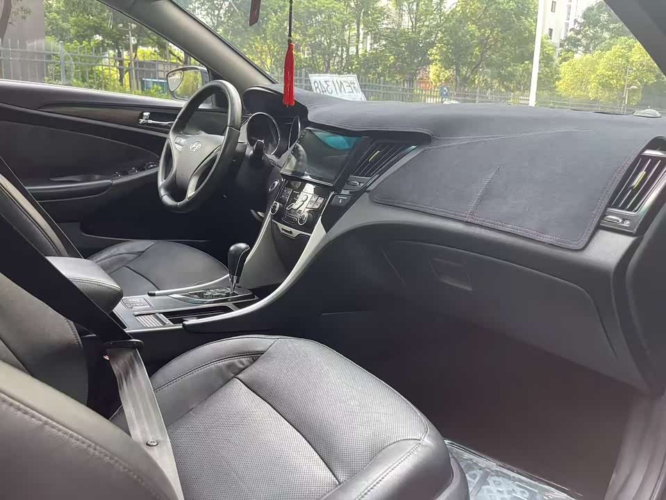 Hyundai Sonata Hyundai Sonata