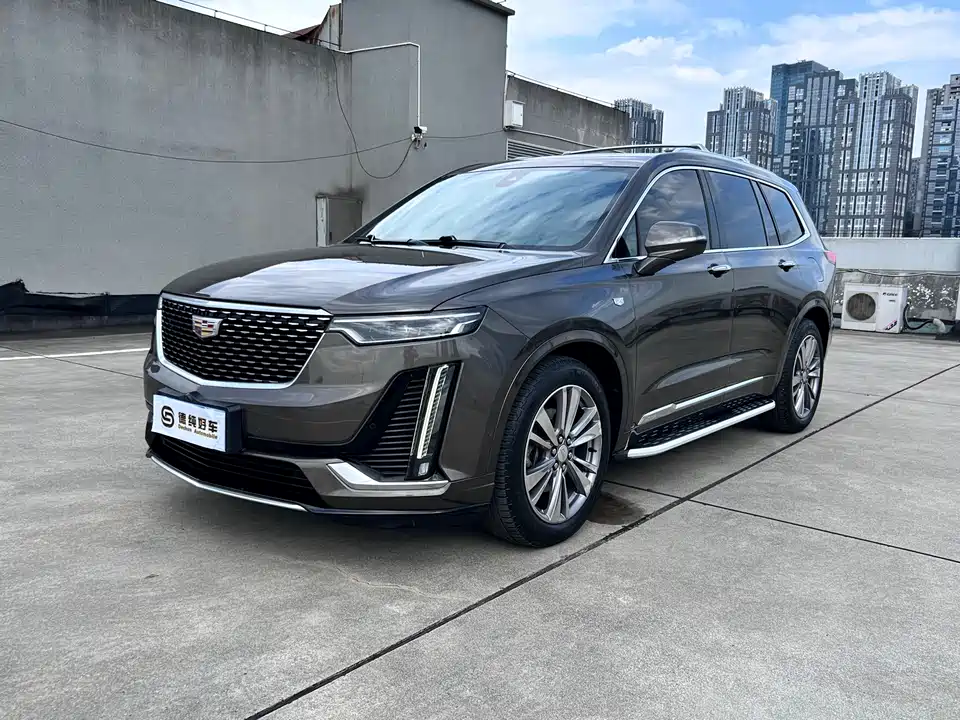 Cadillac XT6