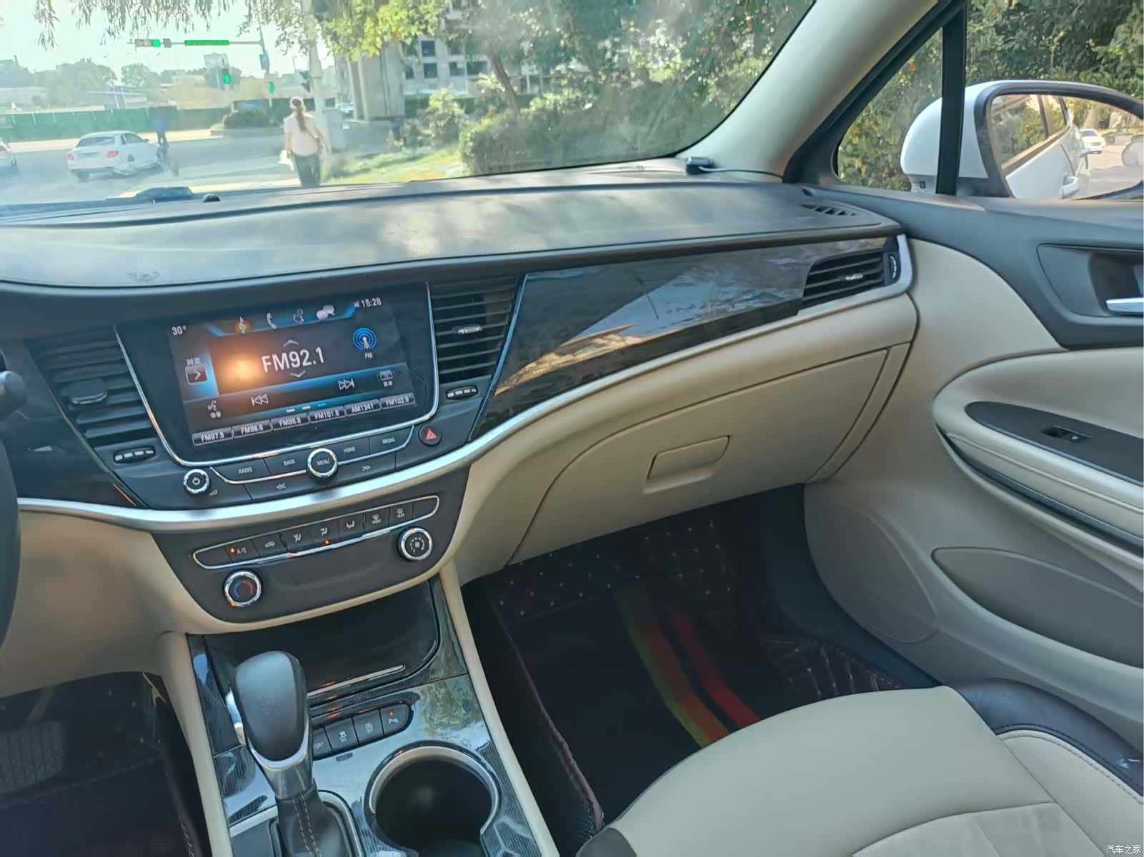 Buick Verano, 2017 9