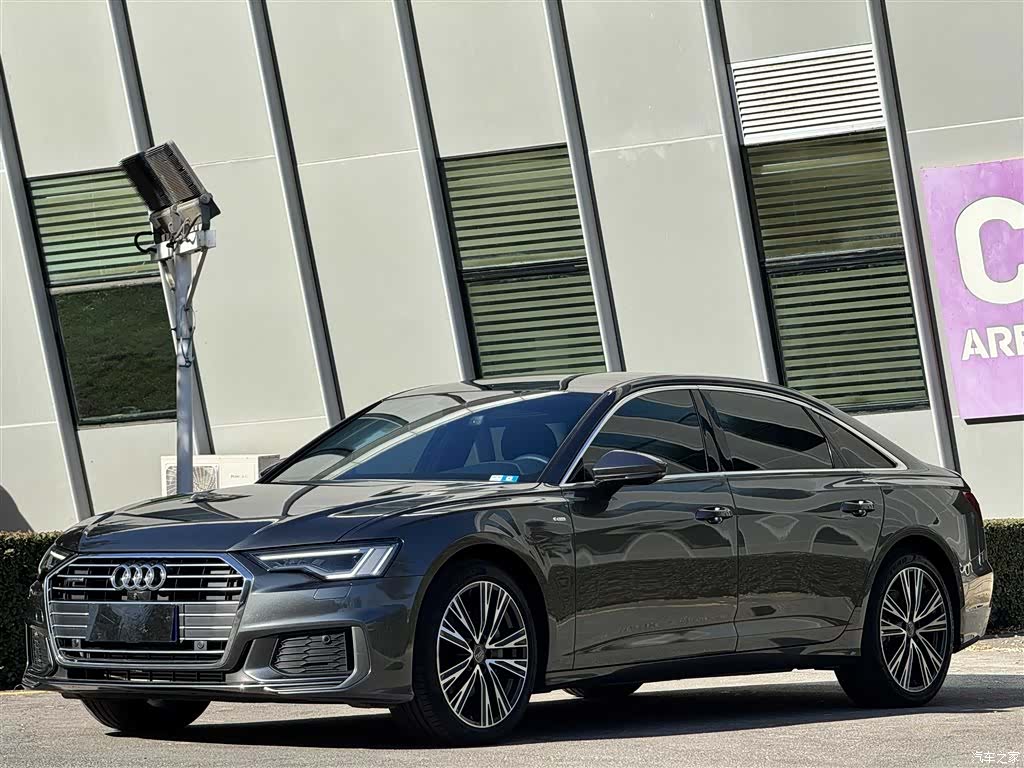 Audi A6L, 2022 1