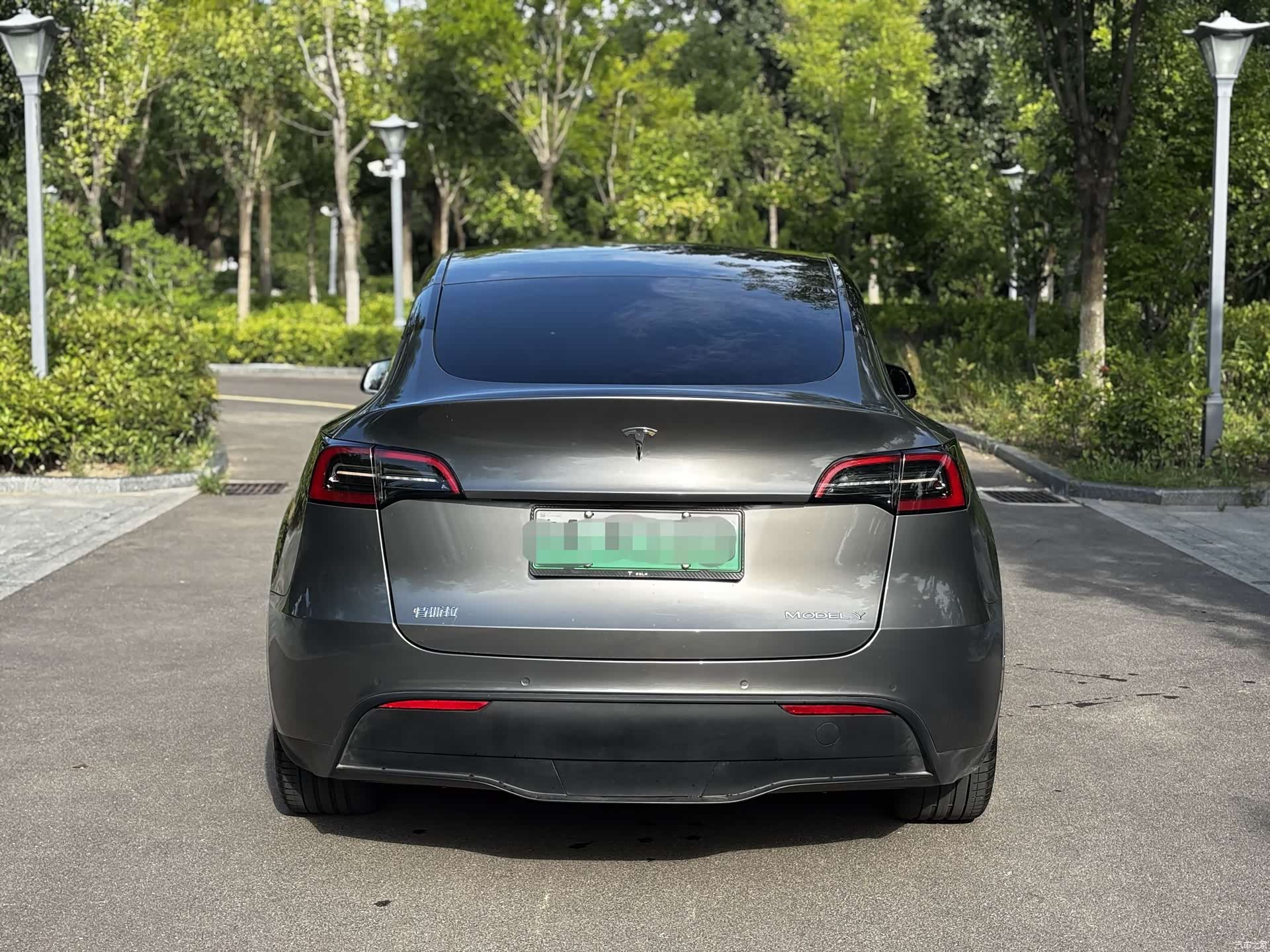 Tesla Model Y, 2023 7