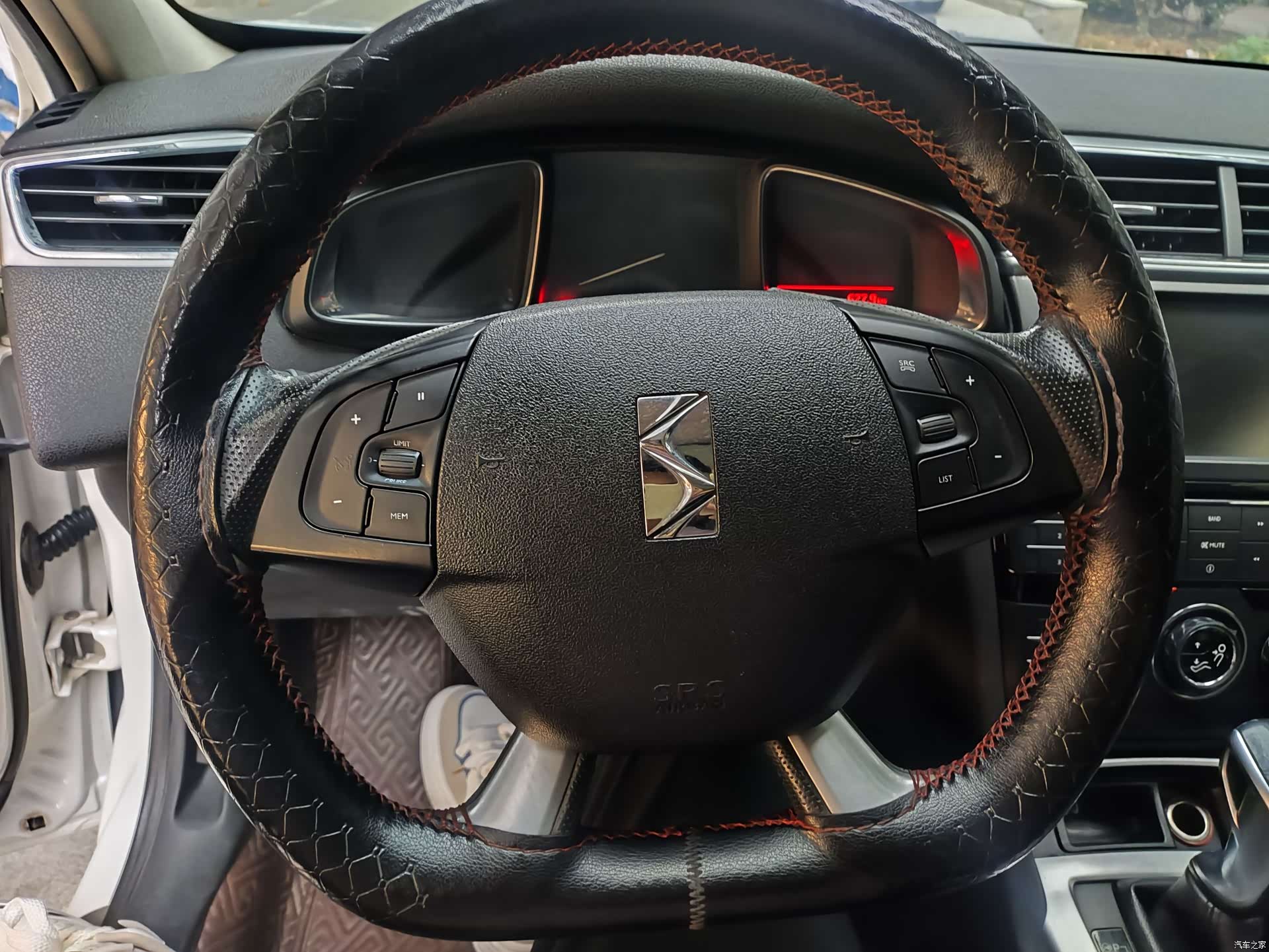 DS THP160, 2016 9