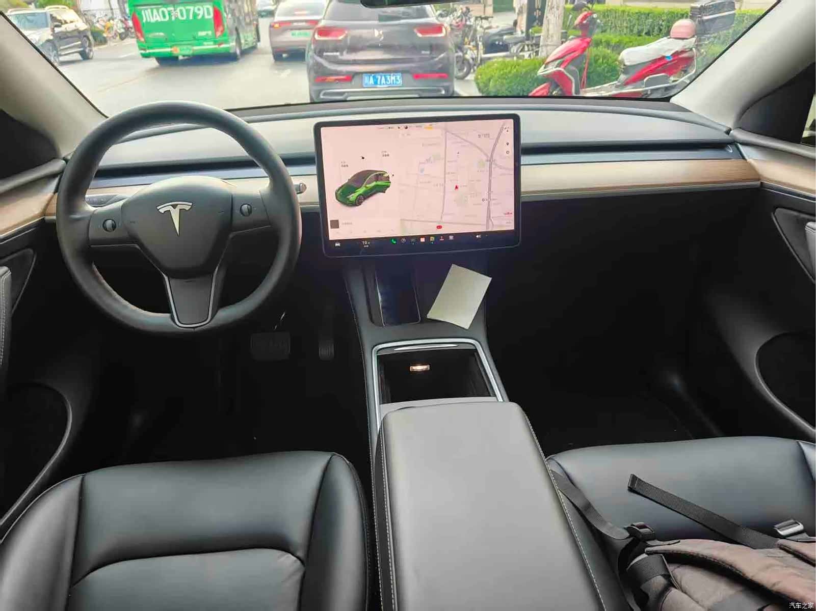 Tesla Model Y, 2021 11