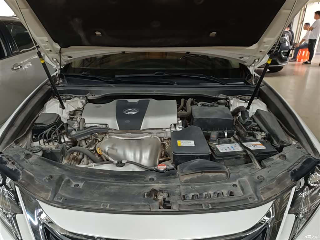 Lexus ES, 2016 11