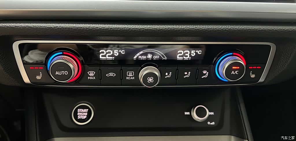 Audi Q3, 2022 13