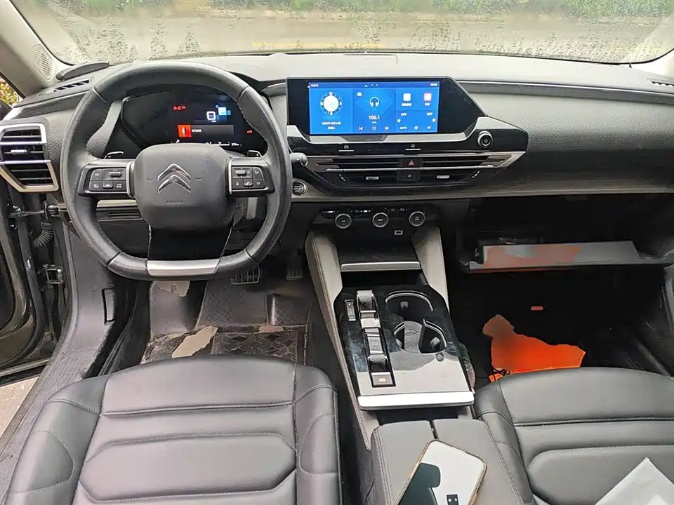 Citroen Versailles C5 X