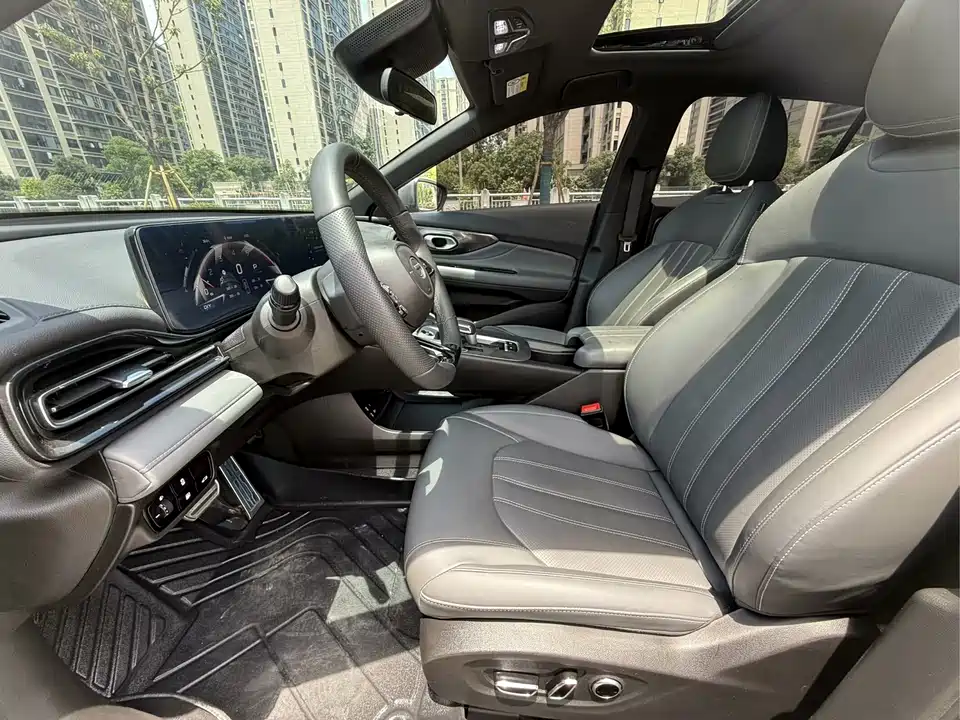 Trumpchi Shadow Leopard