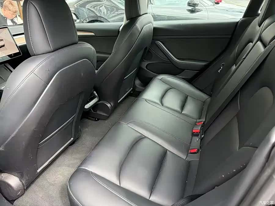 Tesla Model 3, 2023 11