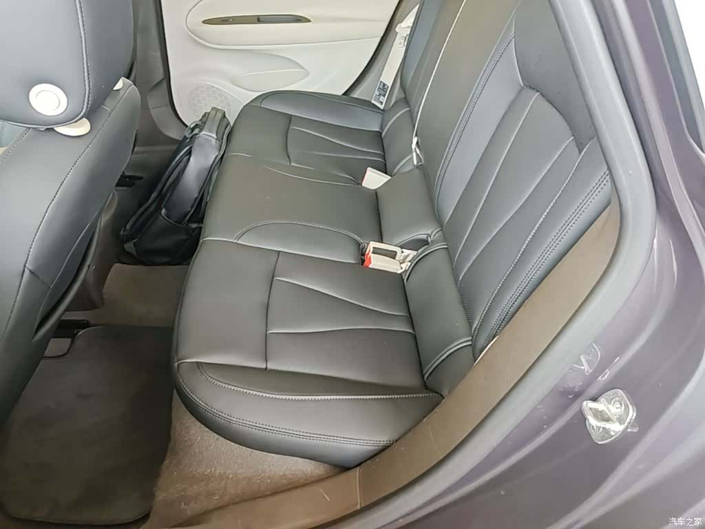 Buick Verano, 2017 17
