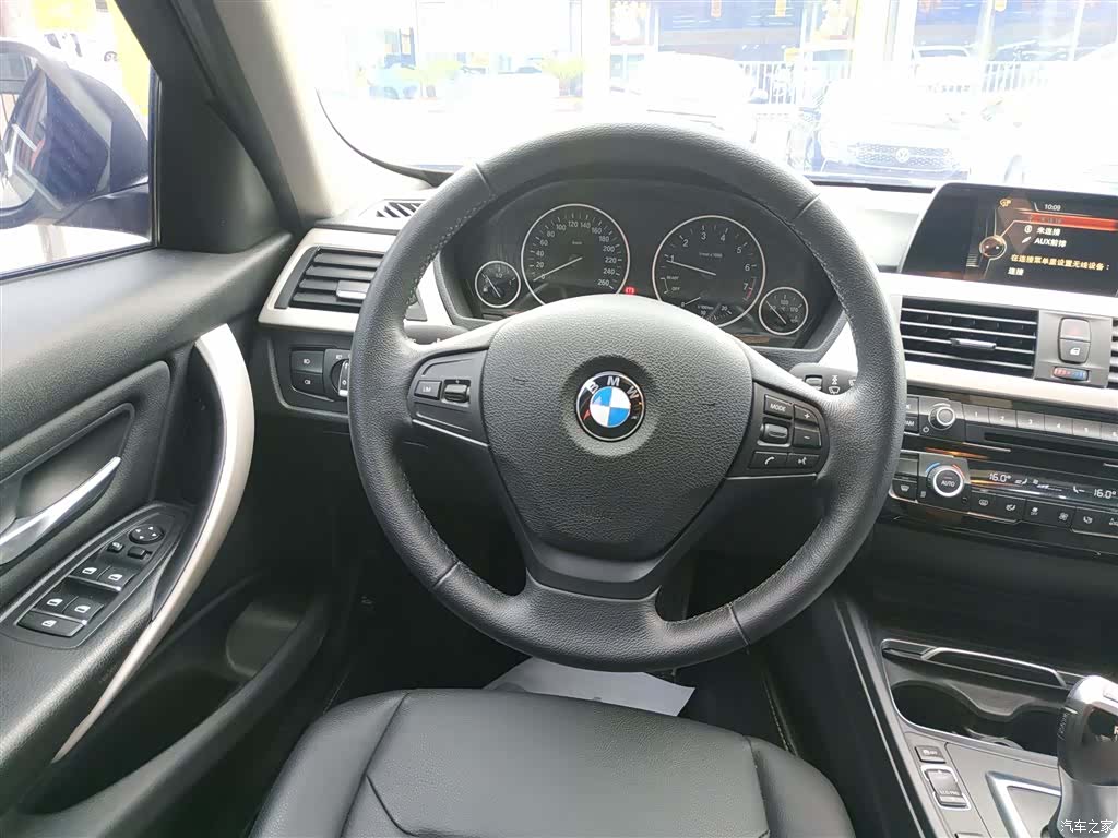 BMW 3 Series, 2016 11