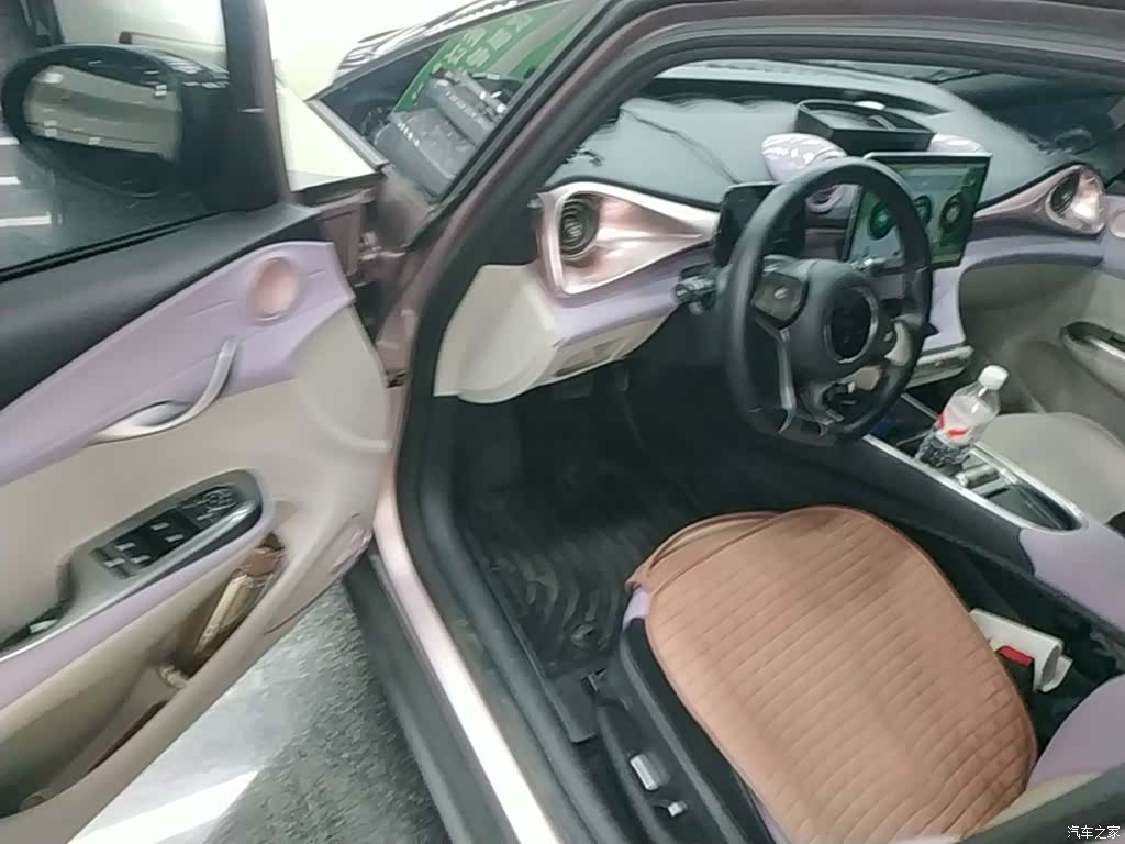 BYD Dolphin, 2022 16