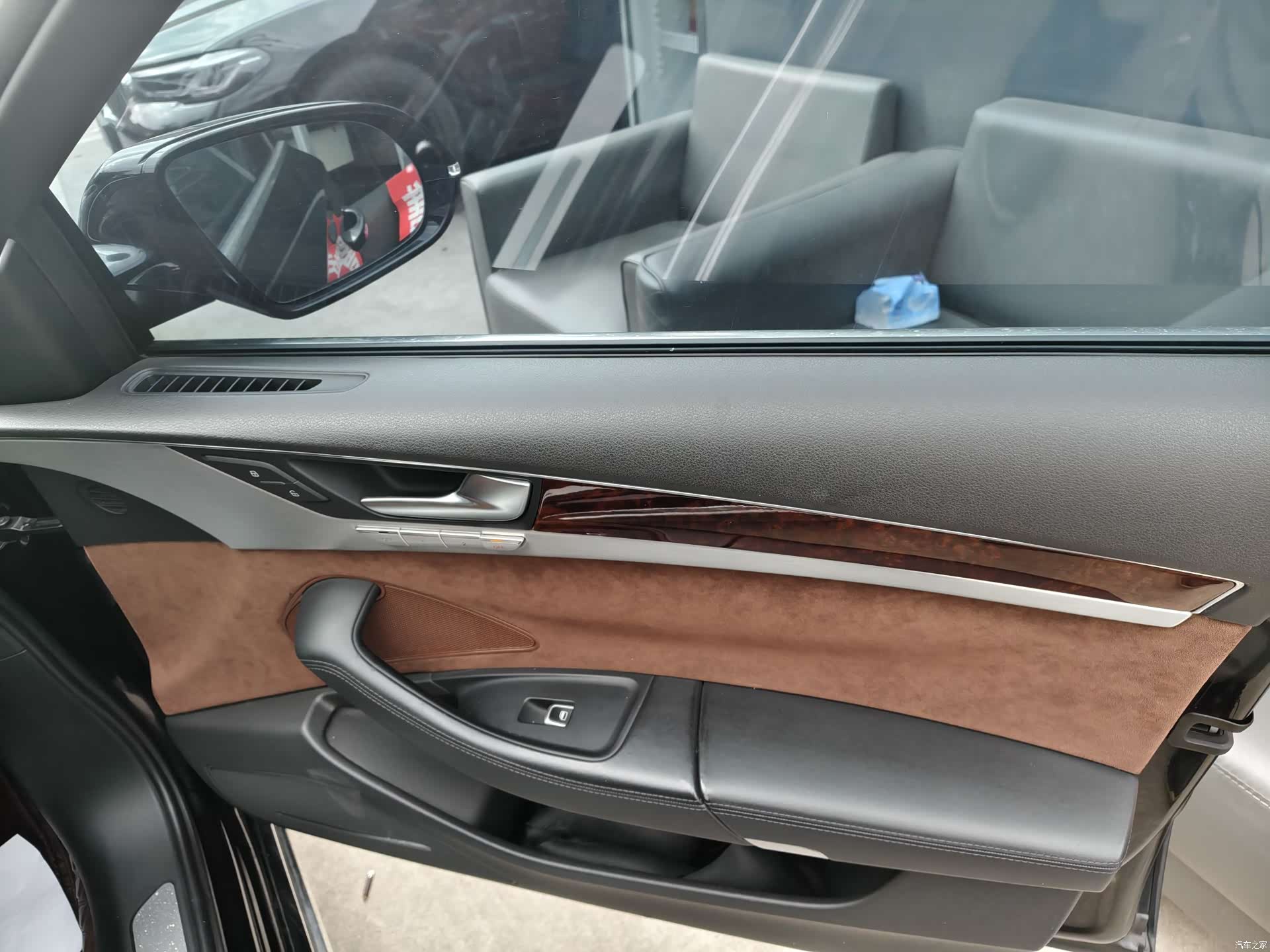 Audi A8L, 2014 9