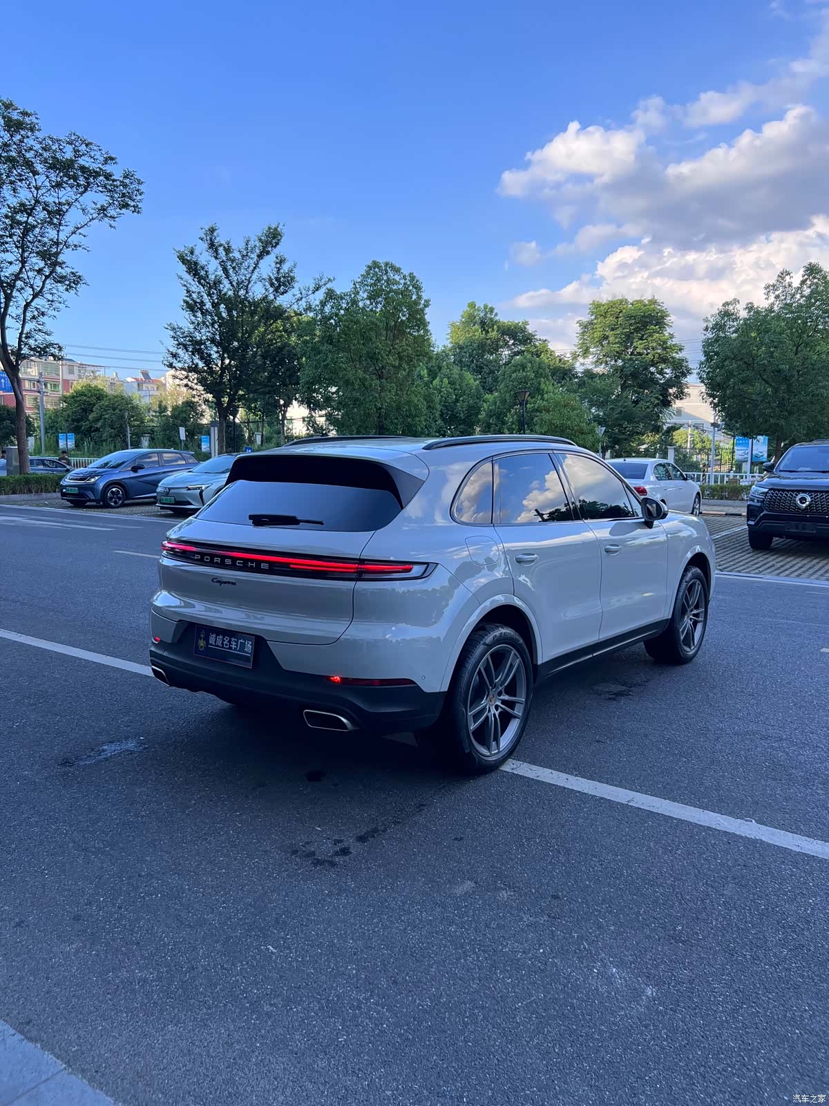 Porsche Cayenne, 2024 9